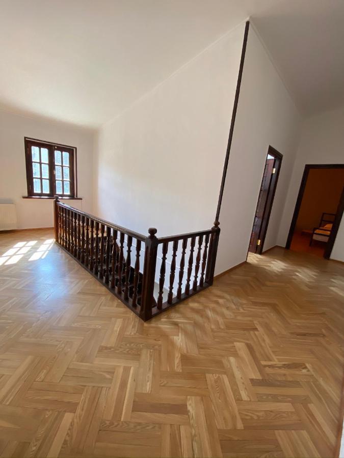 Apartamento Red Door Tiflis Exterior foto