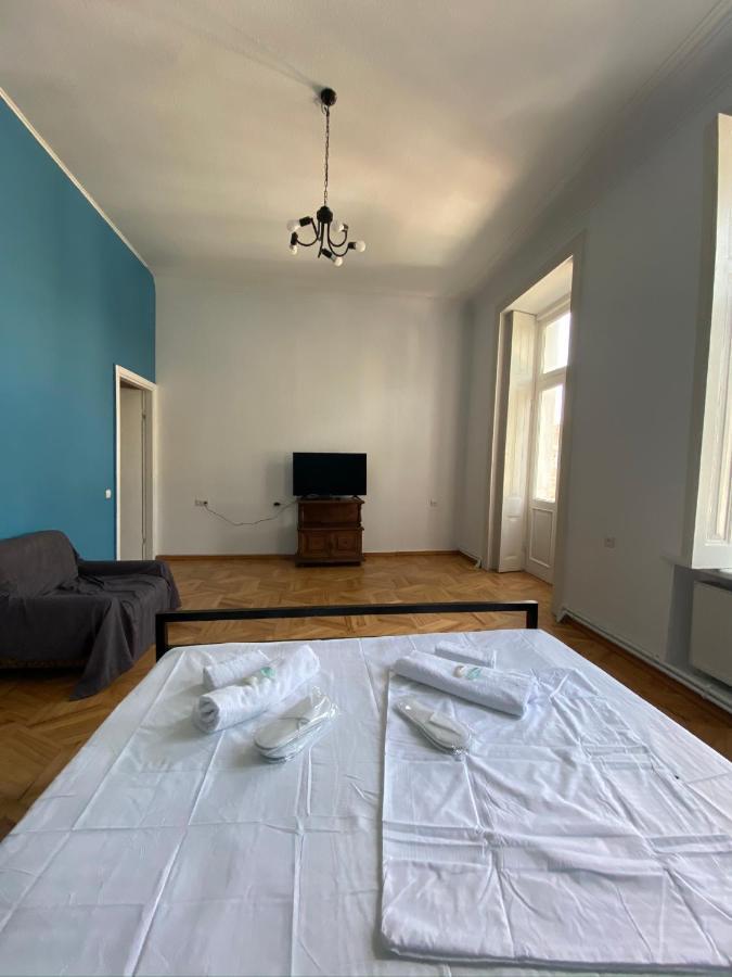 Apartamento Red Door Tiflis Exterior foto