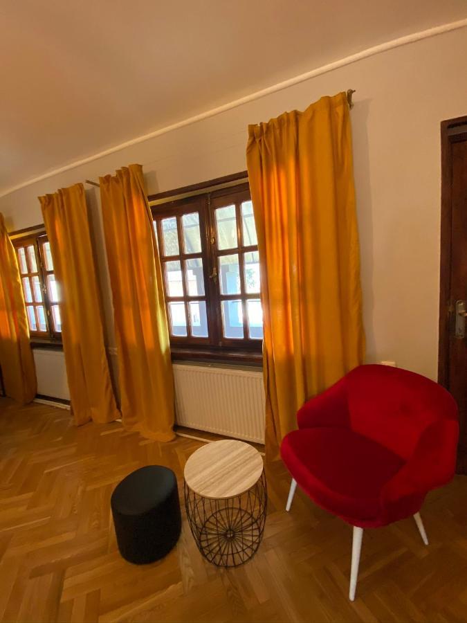 Apartamento Red Door Tiflis Exterior foto